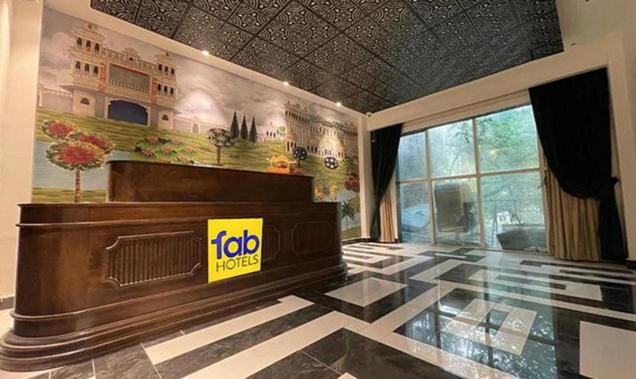 Fabhotel Prime The Seven Seeds Nowe Delhi Zewnętrze zdjęcie